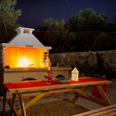 Sole By Vintage Travel *