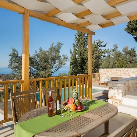 Sole * Tsoukaládhes